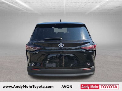 2025 Toyota Sienna LE 8 Passenger