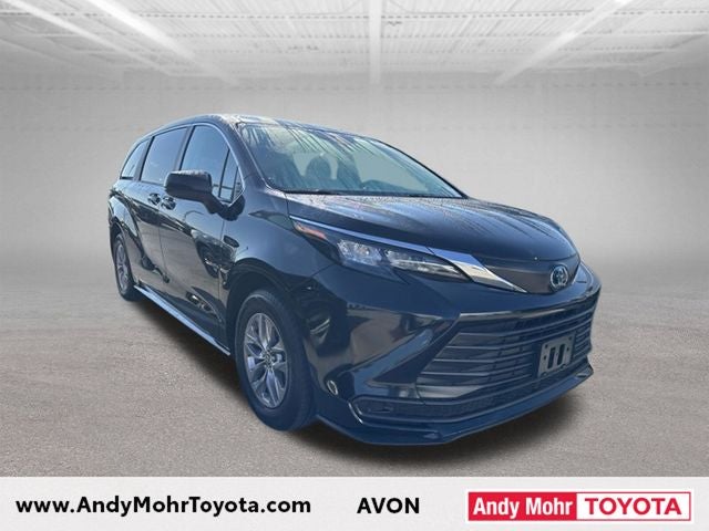 2024 Toyota Sienna LE 8 Passenger
