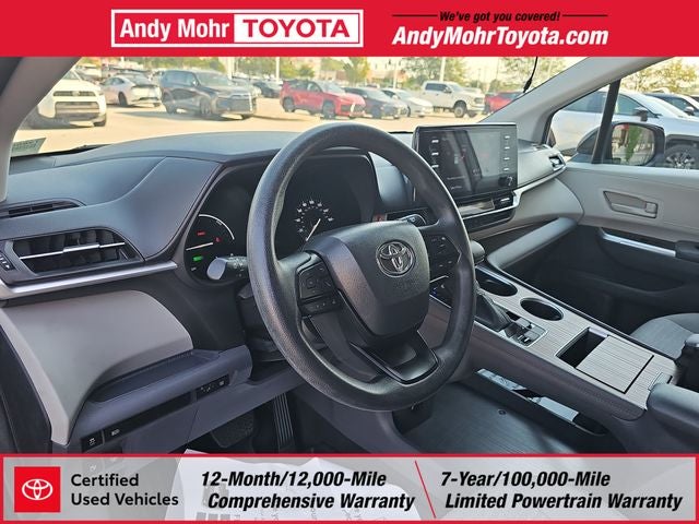 2024 Toyota Sienna LE 8 Passenger