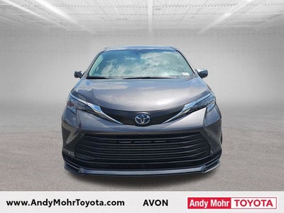 2025 Toyota Sienna LE 8 Passenger