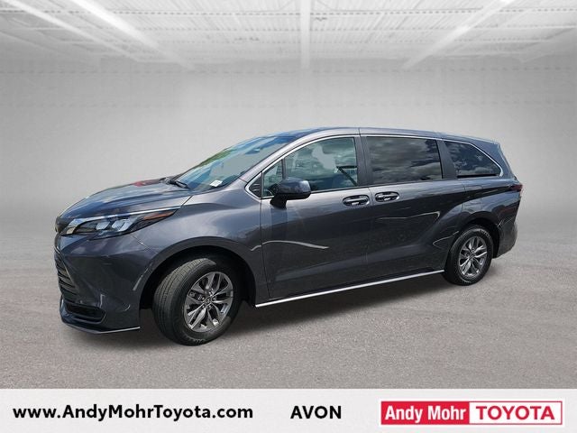 2025 Toyota Sienna LE 8 Passenger