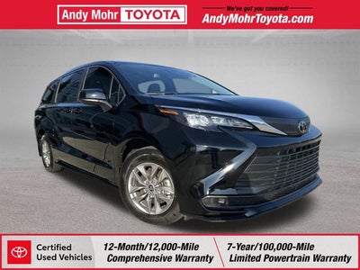 2026 Toyota Sienna LE 8 Passenger