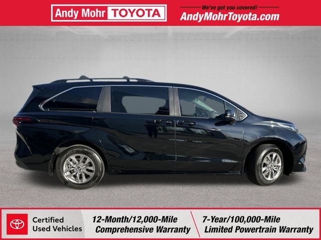 2026 Toyota Sienna LE 8 Passenger