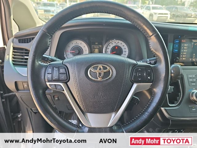 2015 Toyota Sienna SE Premium 8 Passenger