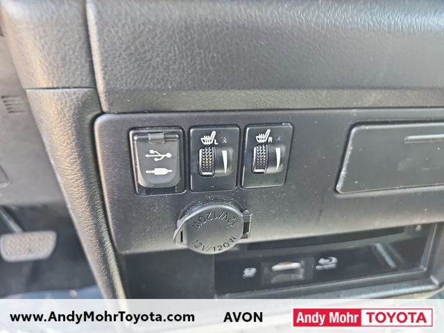 2015 Toyota Sienna SE Premium 8 Passenger