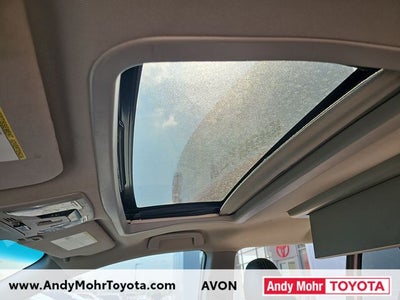 2015 Toyota Sienna SE Premium 8 Passenger
