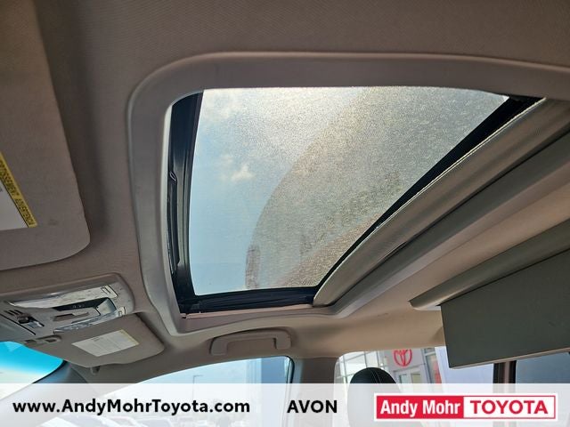 2015 Toyota Sienna SE Premium 8 Passenger