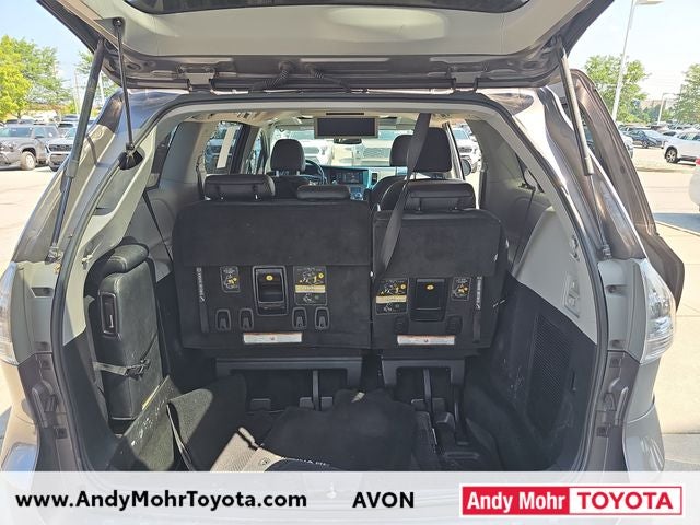 2015 Toyota Sienna SE Premium 8 Passenger
