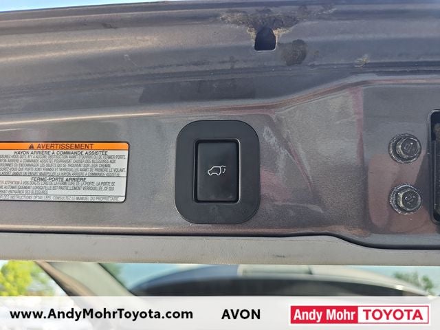 2015 Toyota Sienna SE Premium 8 Passenger