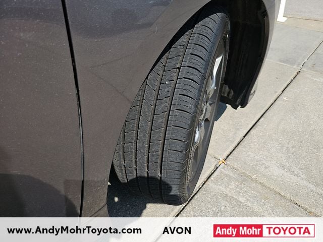 2015 Toyota Sienna SE Premium 8 Passenger
