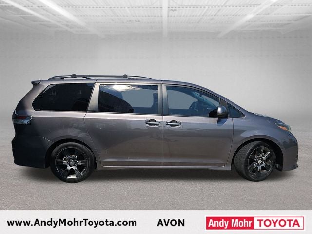 2015 Toyota Sienna SE Premium 8 Passenger