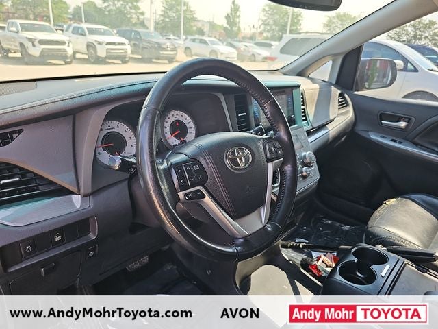2015 Toyota Sienna SE Premium 8 Passenger