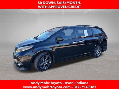 2017 Toyota Sienna SE 8 Passenger