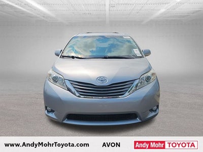 2013 Toyota Sienna XLE 8 Passenger