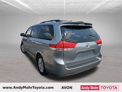 2013 Toyota Sienna XLE 8 Passenger
