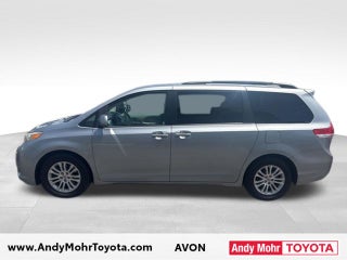 2014 Toyota Sienna XLE 8 Passenger