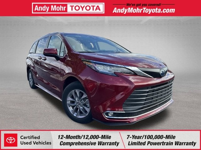 2022 Toyota Sienna XLE 7 Passenger