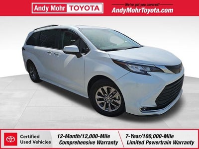 2023 Toyota Sienna XLE 8 Passenger