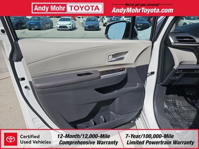 2023 Toyota Sienna XLE 8 Passenger