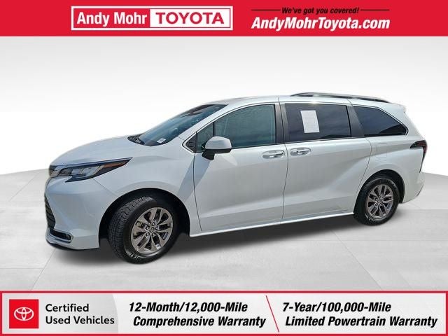 2023 Toyota Sienna XLE 8 Passenger