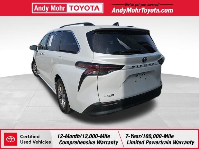 2023 Toyota Sienna XLE 8 Passenger