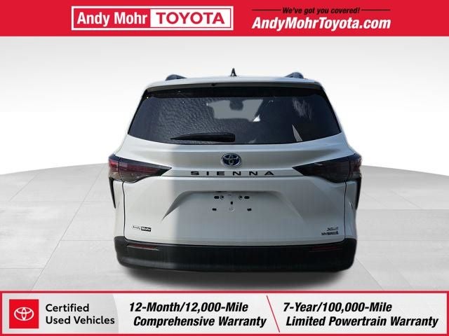 2023 Toyota Sienna XLE 8 Passenger