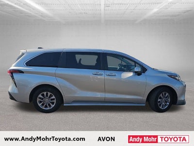 2022 Toyota Sienna XLE 7 Passenger