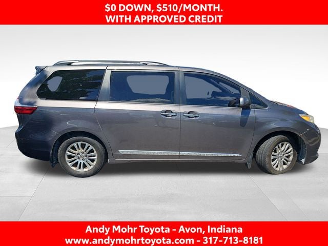 2017 Toyota Sienna XLE 8 Passenger