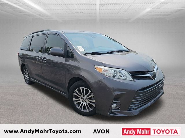 2019 Toyota Sienna XLE 8 Passenger