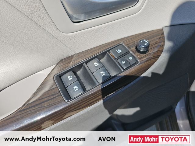 2019 Toyota Sienna XLE 8 Passenger