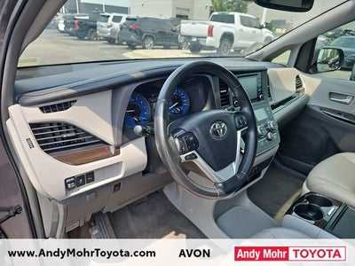 2019 Toyota Sienna XLE 8 Passenger