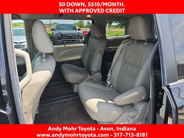 2018 Toyota Sienna XLE 8 Passenger