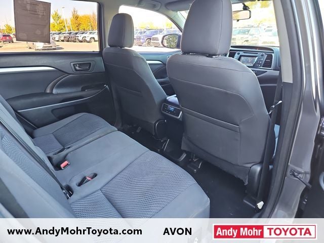2014 Toyota Highlander LE