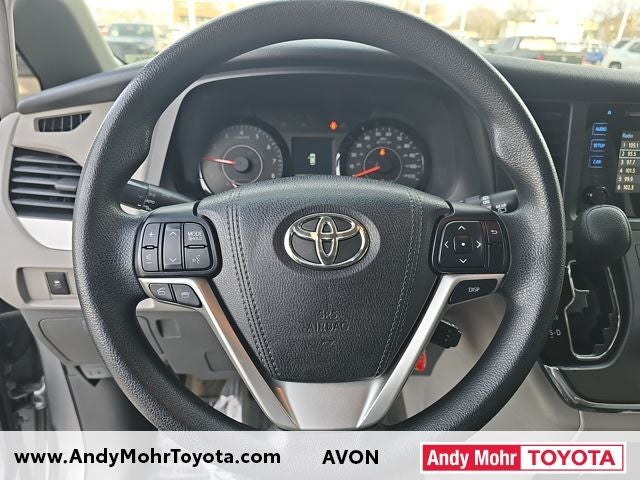 2017 Toyota Sienna L 7 Passenger