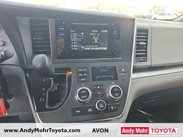 2017 Toyota Sienna L 7 Passenger