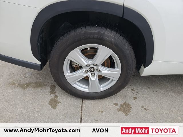 2021 Toyota Highlander LE