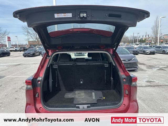 2021 Toyota Highlander LE