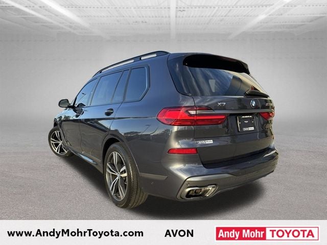 2021 BMW X7 M50i