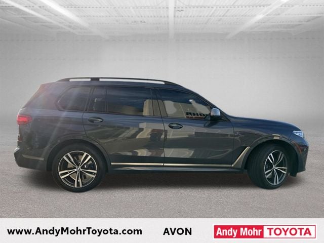 2021 BMW X7 M50i