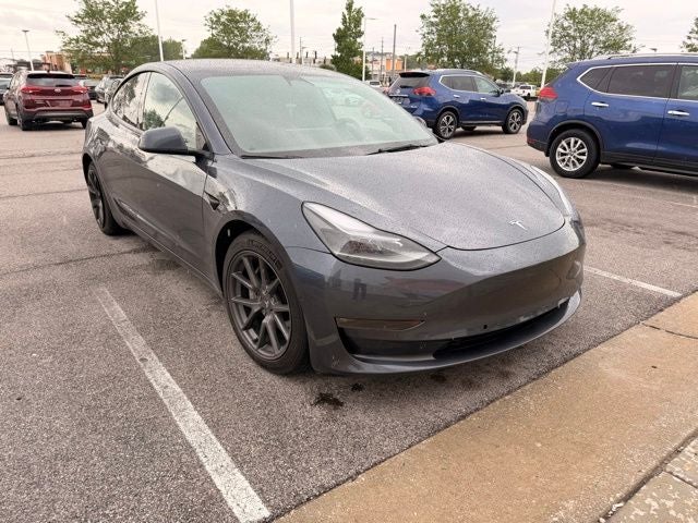 2022 Tesla Model 3 Long Range Dual Motor All-Wheel Drive's photo