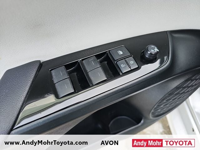 2019 Toyota Prius LE