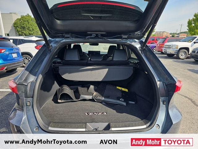 2023 Toyota Venza XLE
