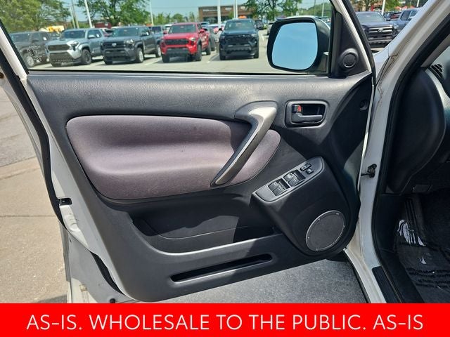 2004 Toyota RAV4 Base