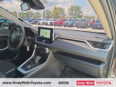 2023 Toyota RAV4 LE