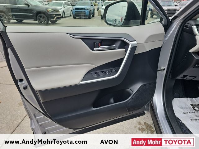 2023 Toyota RAV4 Hybrid XLE