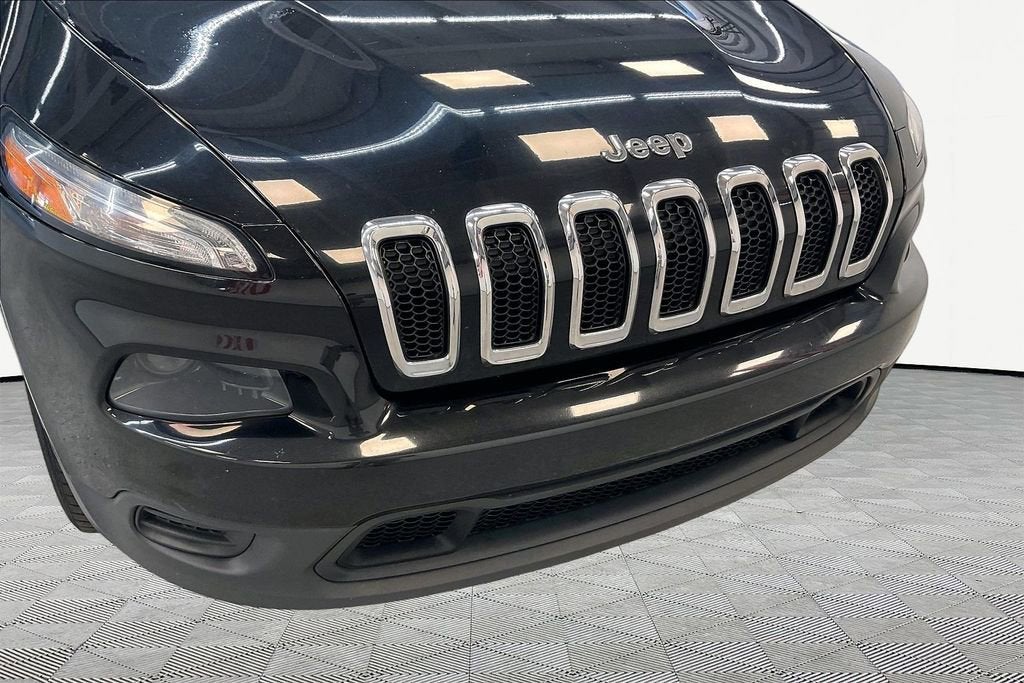 2016 Jeep Cherokee Sport