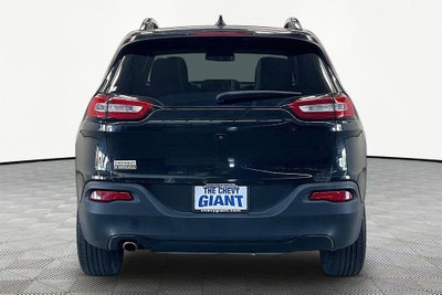 2016 Jeep Cherokee Sport