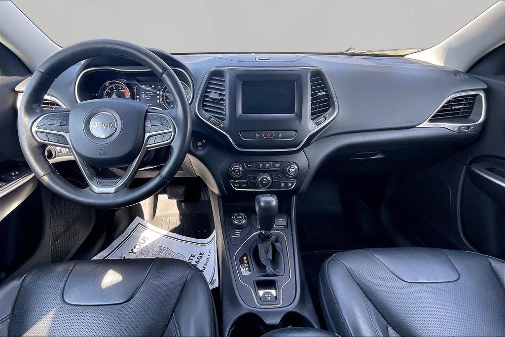 2021 Jeep Cherokee Latitude Lux