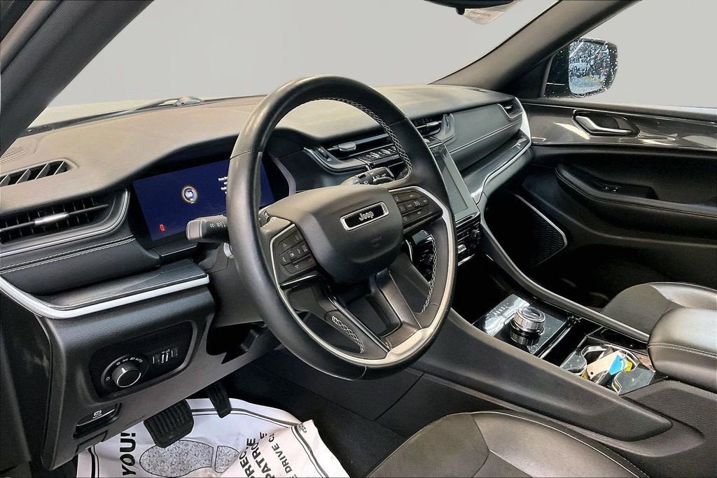 2022 Jeep Grand Cherokee L Altitude