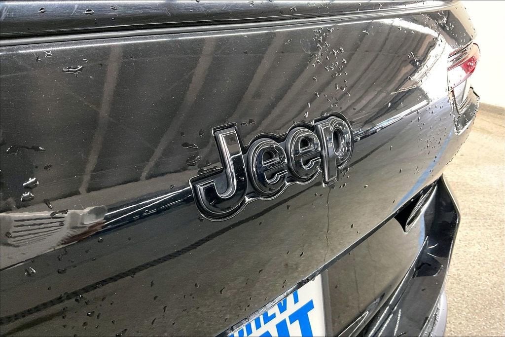 2022 Jeep Grand Cherokee L Altitude